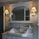 Au Bord De La Source Bed & Breakfast 3*