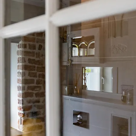 Au Bord De La Source Отель типа 