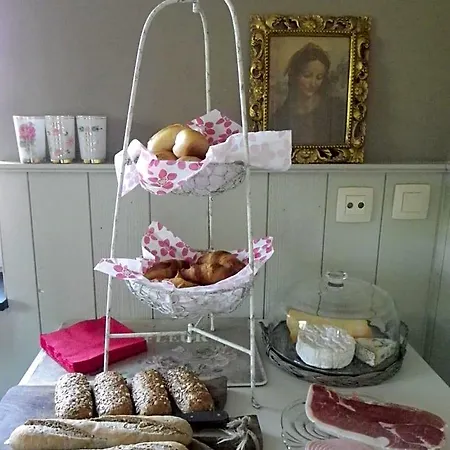 Bed and Breakfast Au Bord De La Source Soy