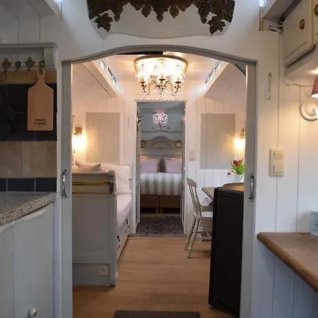 Au Bord De La Source 3* Soy